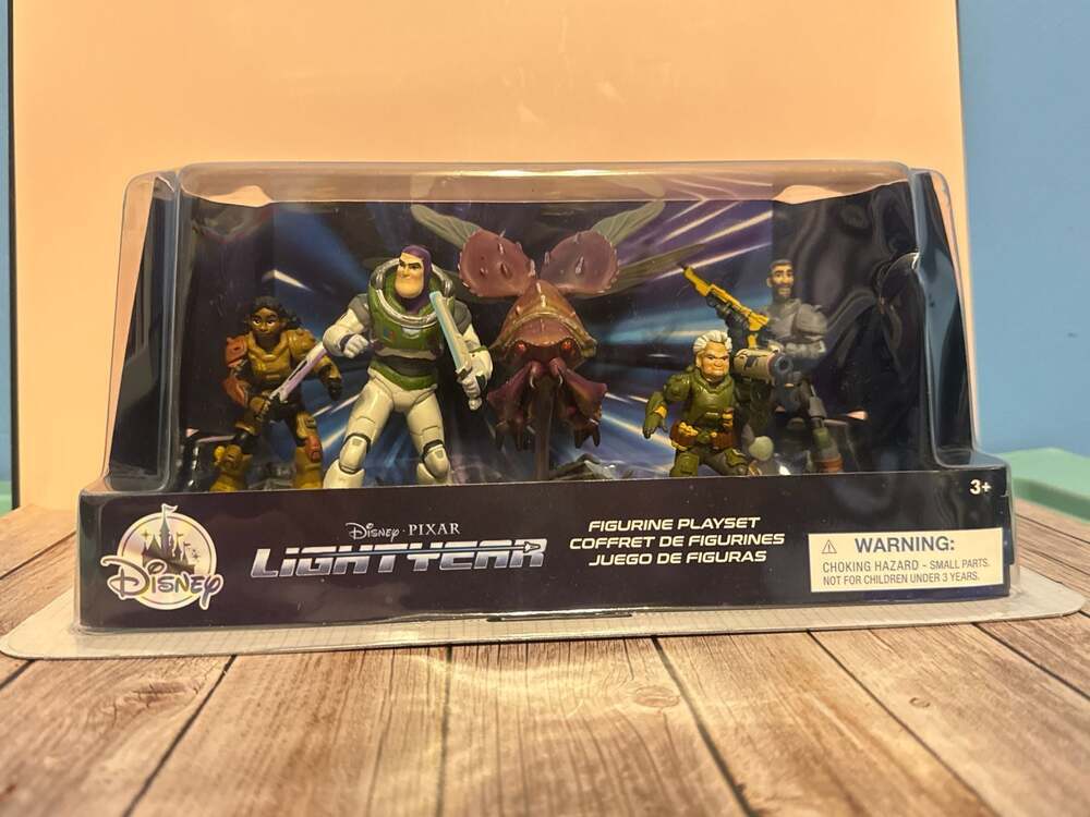 Disney Pixar Lightyear Figurine Playset 5-Piece Set - Picture 2 of 3